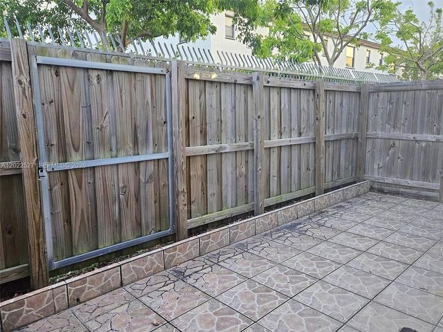 870 NE 212th Terrace 2, Miami, FL 33179