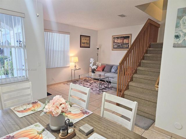 870 NE 212th Terrace 2, Miami, FL 33179