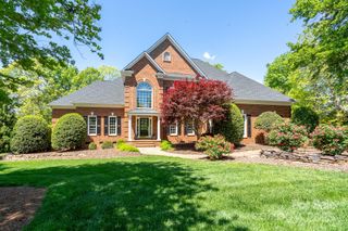 139 Stonebridge Drive, New London, NC 28127