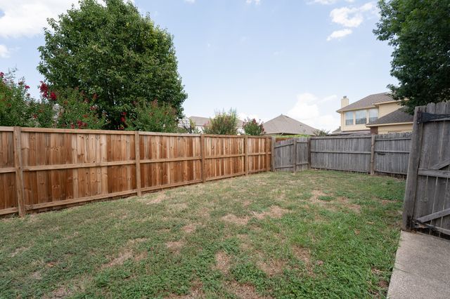 1724 Quail Run Drive, Garland, TX 75040