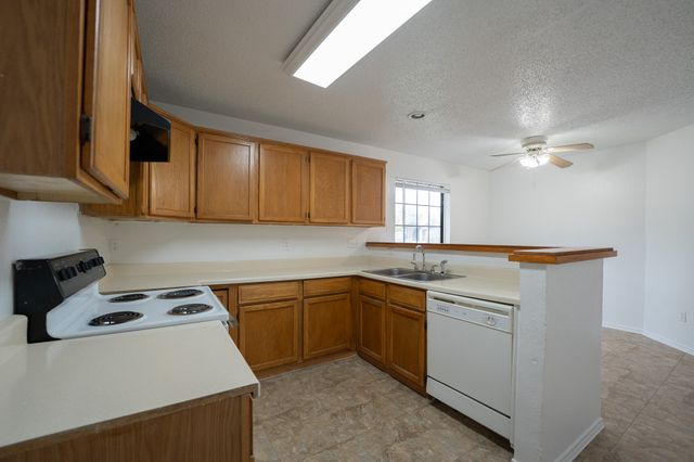 1724 Quail Run Drive, Garland, TX 75040