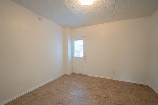 1724 Quail Run Drive, Garland, TX 75040