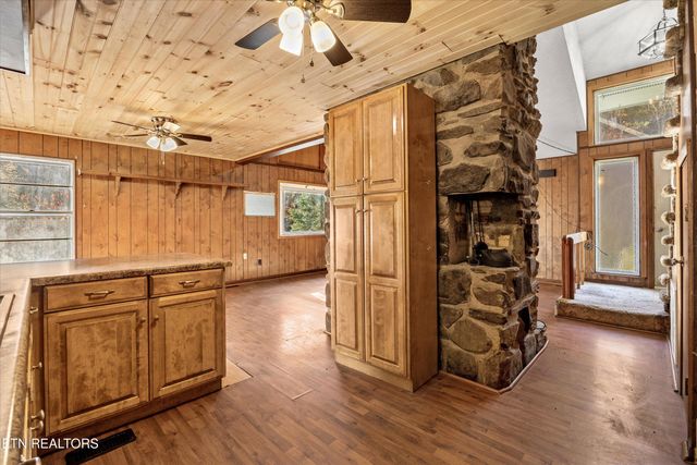 320 Caney Branch Rd, Tellico Plains, TN 37385