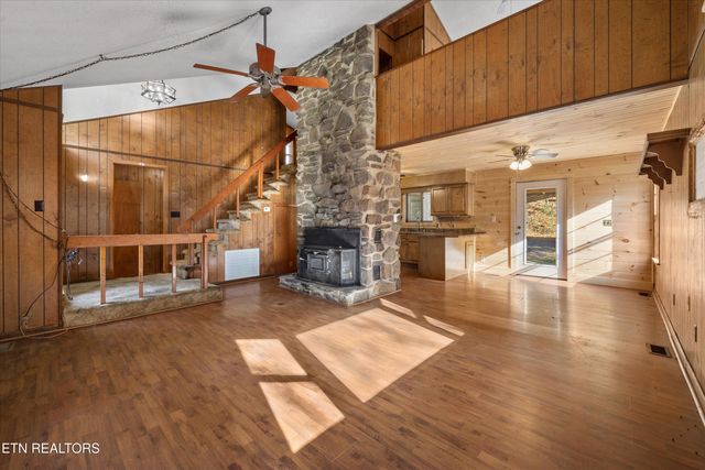 320 Caney Branch Rd, Tellico Plains, TN 37385