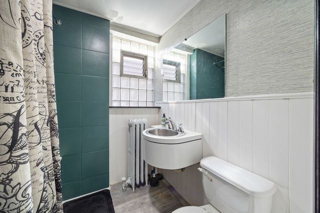 5412 N Western Avenue, Chicago, IL 60625