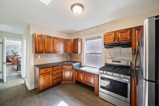 5412 N Western Avenue, Chicago, IL 60625
