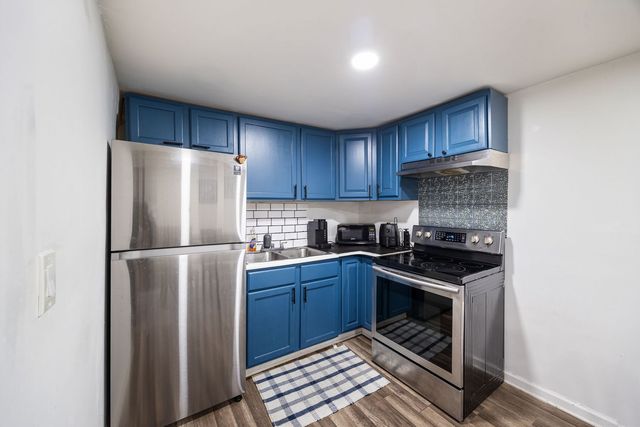 5412 N Western Avenue, Chicago, IL 60625