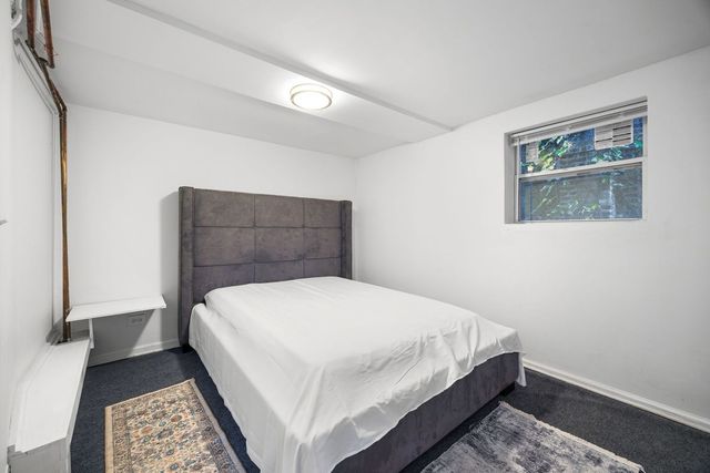 5412 N Western Avenue, Chicago, IL 60625
