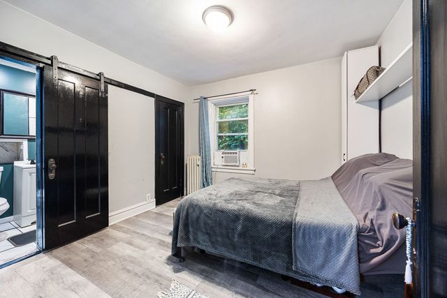 5412 N Western Avenue, Chicago, IL 60625