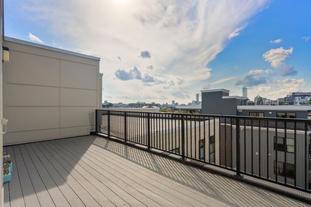 170 W Broadway 411, Boston, MA 02127
