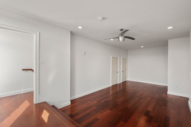 170 W Broadway 411, Boston, MA 02127