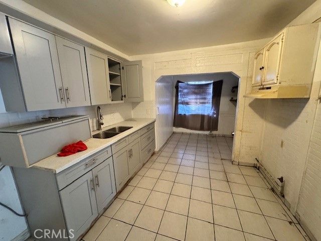 2712 California Street, Huntington Park, CA 90255