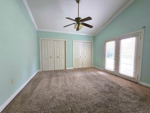 1128 Briarhurst Dr, Baton Rouge, LA 70810