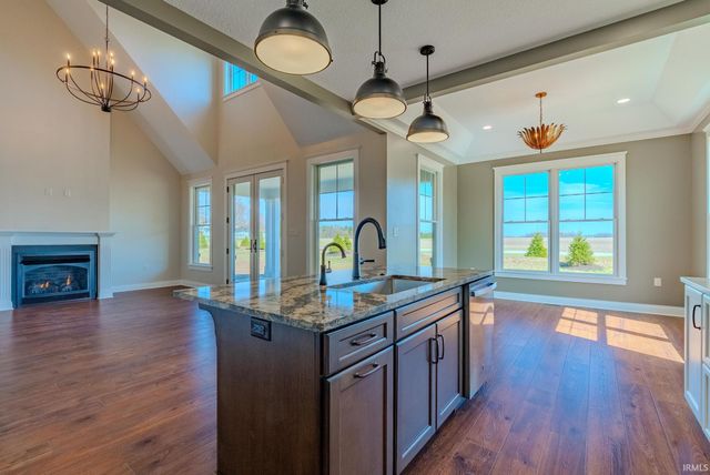 16 Creekside Lane, Wabash, IN 46992