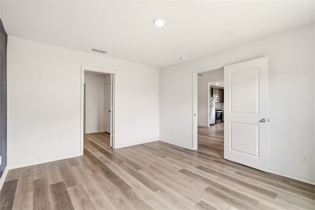 2405 Stillwater Drive, Ponder, TX 76259