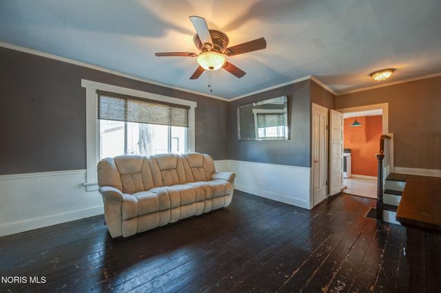 1195 Farnsworth Road, Waterville, OH 43566