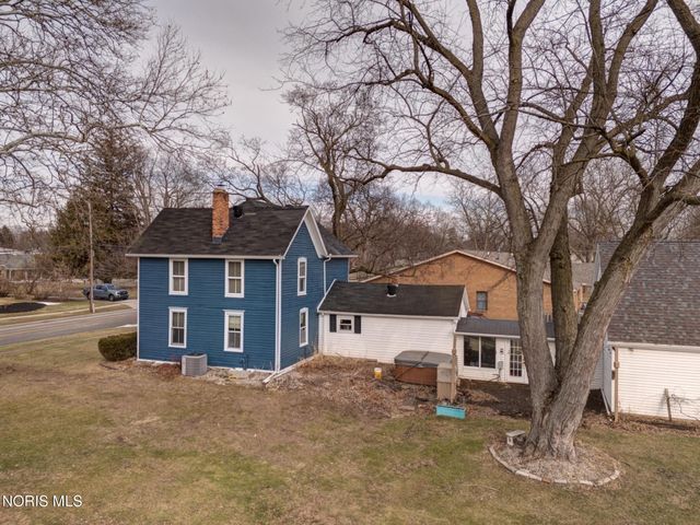 1195 Farnsworth Road, Waterville, OH 43566