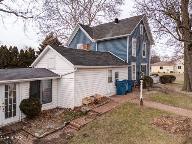 1195 Farnsworth Road, Waterville, OH 43566