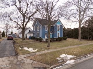 1195 Farnsworth Road, Waterville, OH 43566