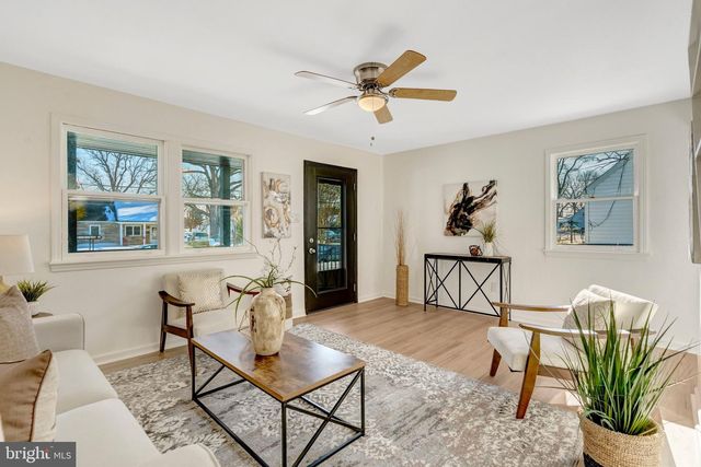 122 SCOTT DR, Manassas Park, VA 20111