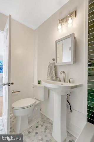 122 SCOTT DR, Manassas Park, VA 20111