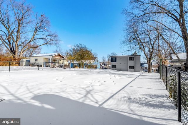 122 SCOTT DR, Manassas Park, VA 20111