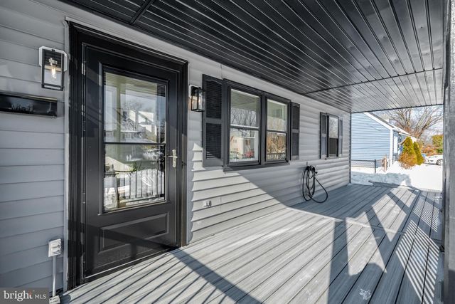 122 SCOTT DR, Manassas Park, VA 20111