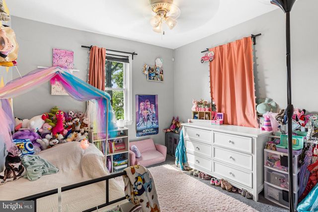 28 6TH AVE, Glendora, NJ 08029