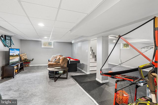 28 6TH AVE, Glendora, NJ 08029