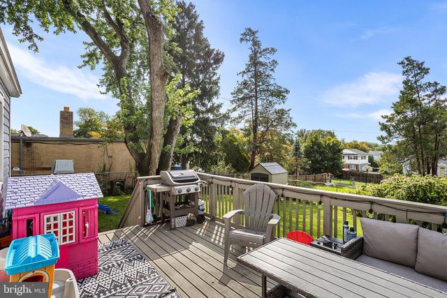 28 6TH AVE, Glendora, NJ 08029