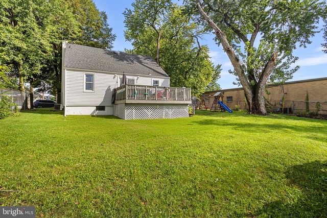 28 6TH AVE, Glendora, NJ 08029