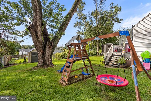 28 6TH AVE, Glendora, NJ 08029