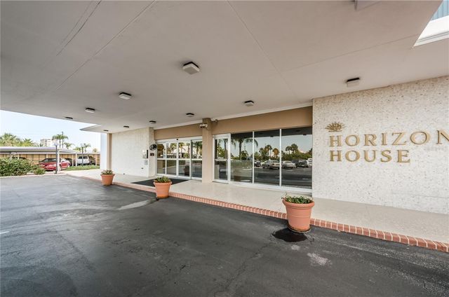 31 ISLAND WAY 1205, Clearwater Beach, FL 33767