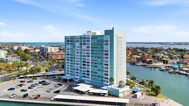 31 ISLAND WAY 1205, Clearwater Beach, FL 33767