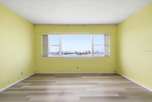 31 ISLAND WAY 1205, Clearwater Beach, FL 33767