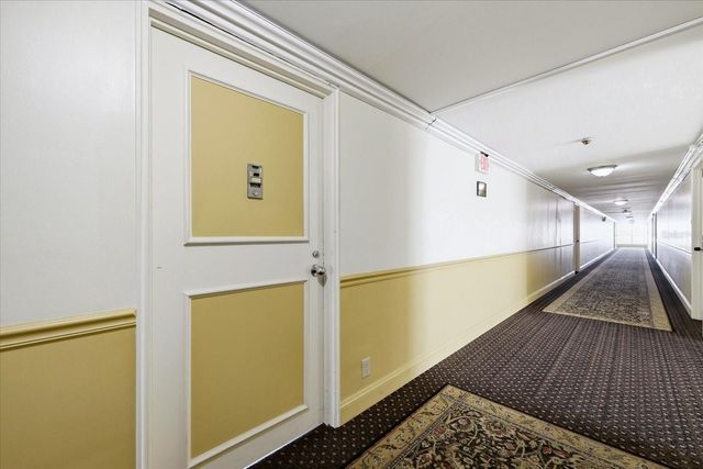 31 ISLAND WAY 1205, Clearwater Beach, FL 33767