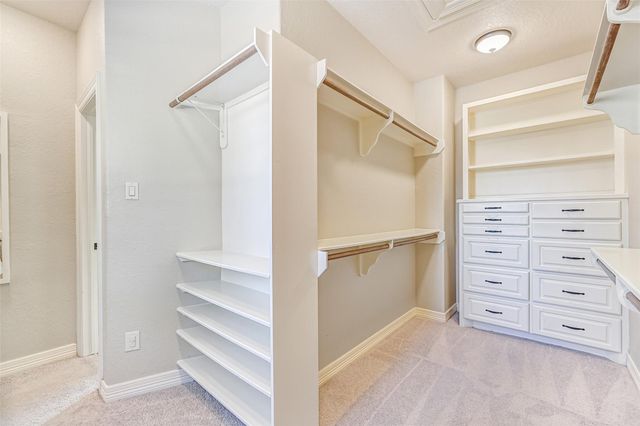 612 Northfield Drive, Friendswood, TX 77546