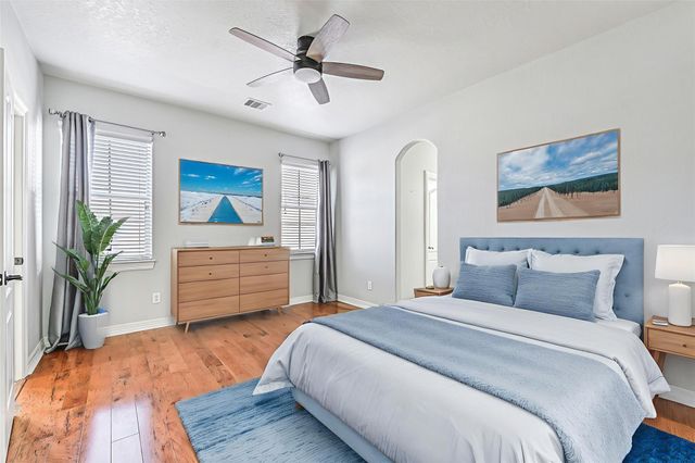 612 Northfield Drive, Friendswood, TX 77546