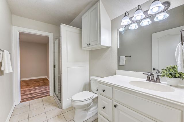 612 Northfield Drive, Friendswood, TX 77546