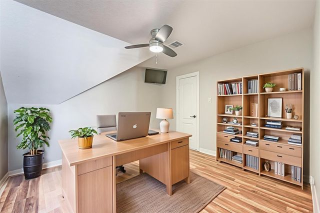 612 Northfield Drive, Friendswood, TX 77546