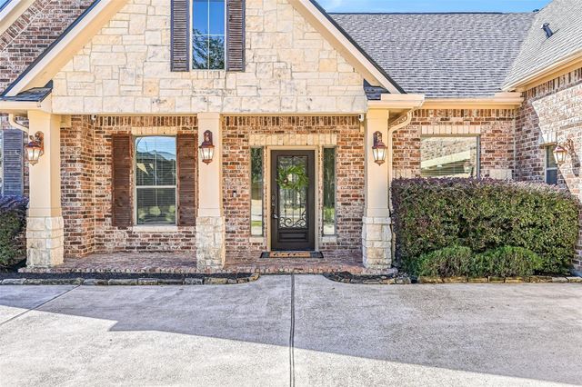 612 Northfield Drive, Friendswood, TX 77546
