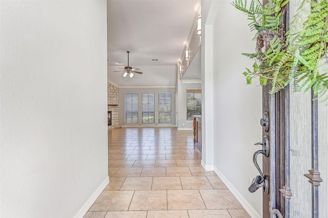 612 Northfield Drive, Friendswood, TX 77546