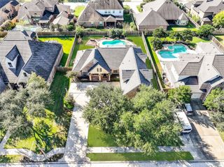 612 Northfield Drive, Friendswood, TX 77546