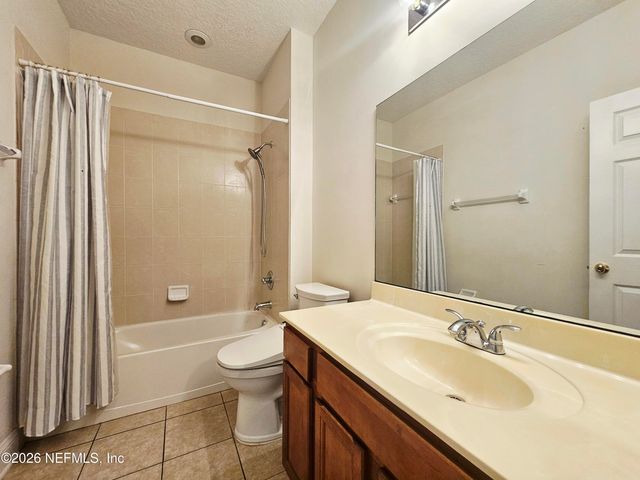 5891 GREEN POND Drive, Jacksonville, FL 32258