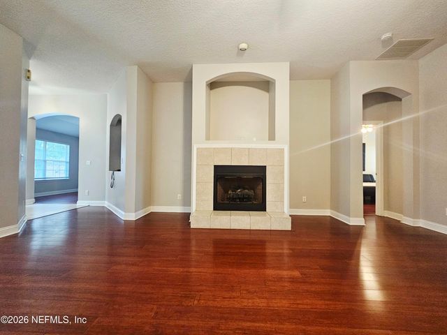 5891 GREEN POND Drive, Jacksonville, FL 32258