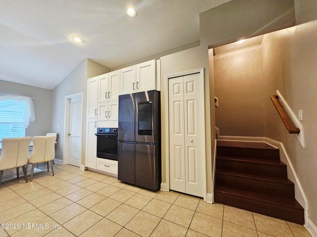 5891 GREEN POND Drive, Jacksonville, FL 32258