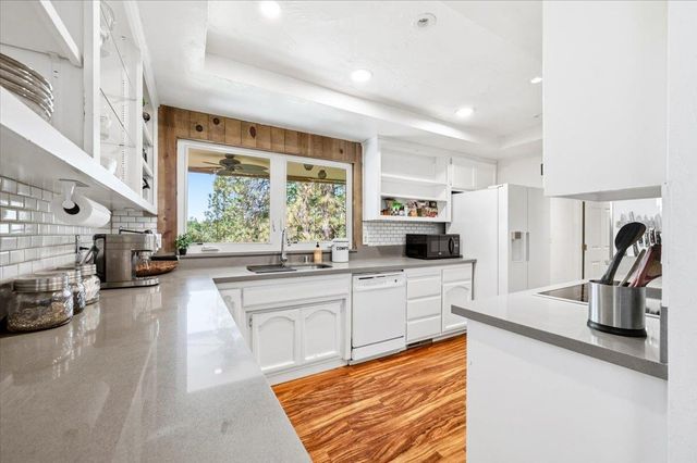 18849 Sargent Sky Way, Grass Valley, CA 95949