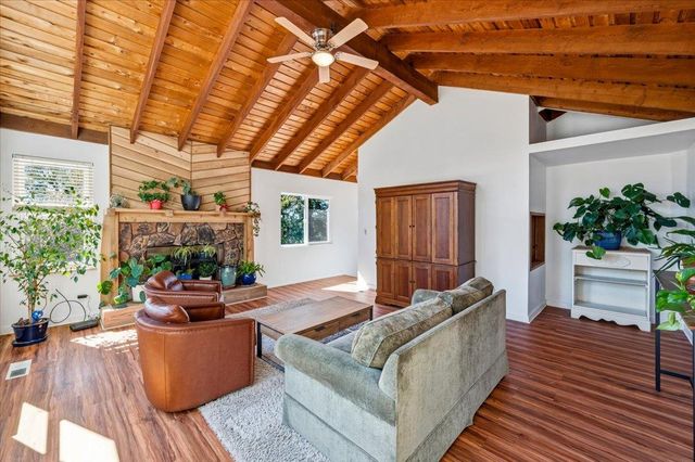 18849 Sargent Sky Way, Grass Valley, CA 95949