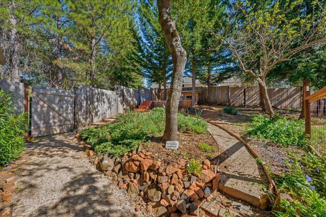 18849 Sargent Sky Way, Grass Valley, CA 95949