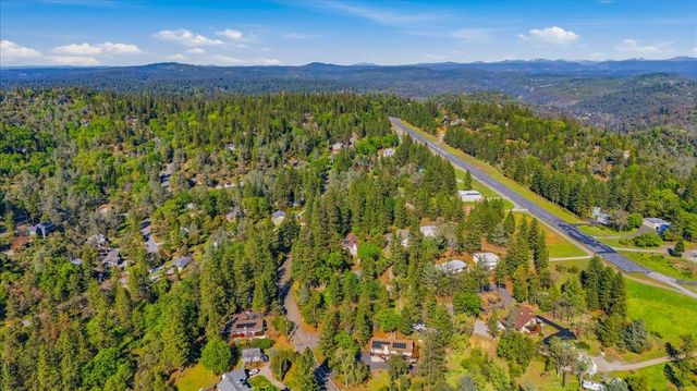 18849 Sargent Sky Way, Grass Valley, CA 95949